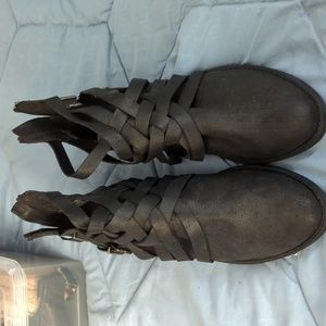 Black bootie wedges 9